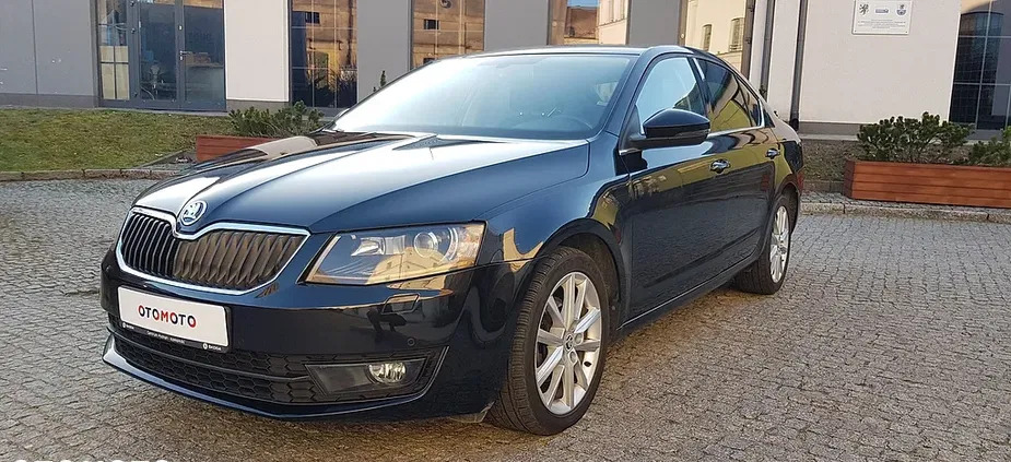 skoda Skoda Octavia cena 47900 przebieg: 313000, rok produkcji 2016 z Łaszczów